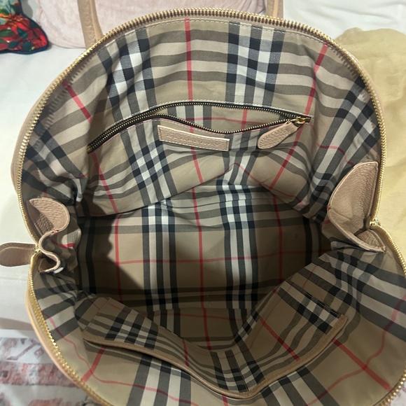 Burberry purse - Picture 5 of 5